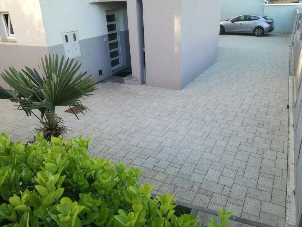 Beach Apartments Rafael Zára Kültér fotó